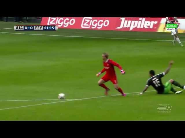 Cillessen (Goalkeeper) skill vs Feyenoord - HD