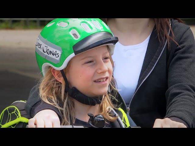 Helmi Kindersicherheitsclub (2024): Roller mit E