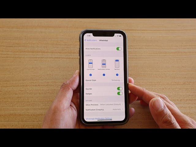 iPhone iOS 14: How to Show/Hide Whatsapp Notification Alert on Lock Screen