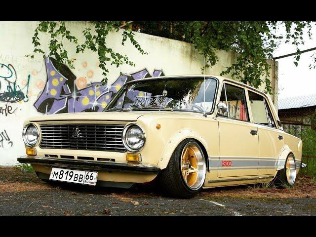 Lada 2103 (LowDown)