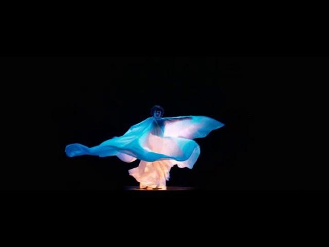 Soko - Loïe Fuller - Extrait La Danseuse.