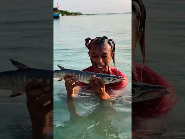 Bego Dapet Ikan Besar