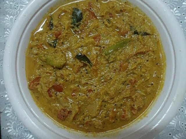 Thakkali Curry - Traditional Kerala Recipe