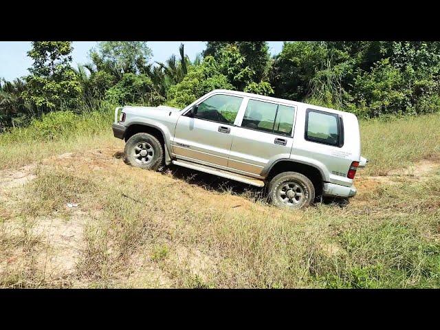 Isuzu Trooper 3.1L Turbo Diesel Off Road