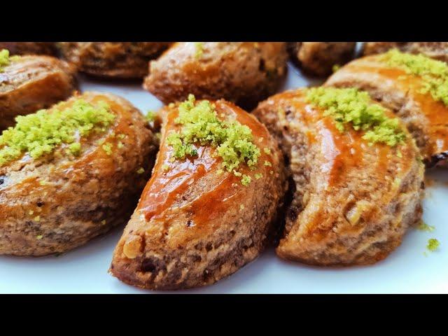  Baklava lezzetinde ay tatlısı CEVİZLİ AY TATLISI /kıyır kıyır ay tatlısı  #aytatlısı