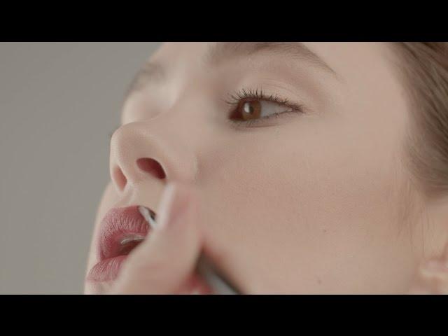 Яркие губы от Алены Бойко | Саша Кугат в #VogueUABeauty