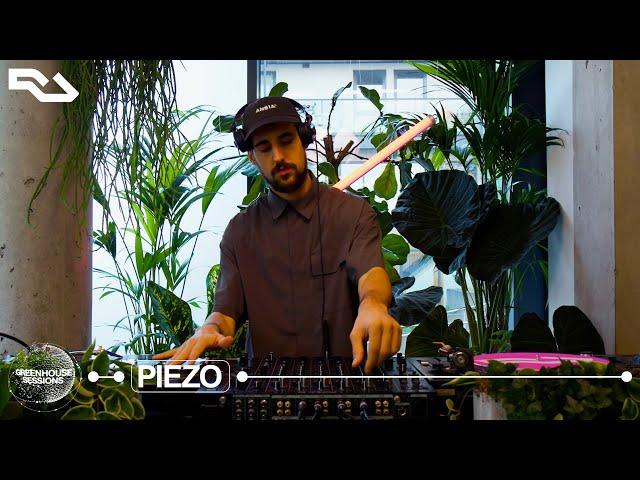 Piezo Free Rave Special | RA Greenhouse Sessions