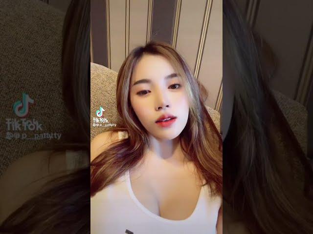 TIKTOK CEWEK CANTIK GOYANG wik wik#Shorts #TikTok