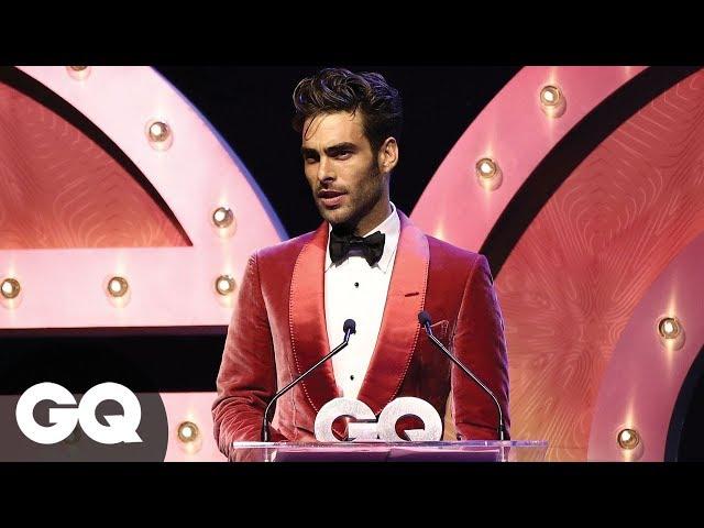 Jon Kortajarena's Sexy Look Sends Crowd Swooning At GQ Awards