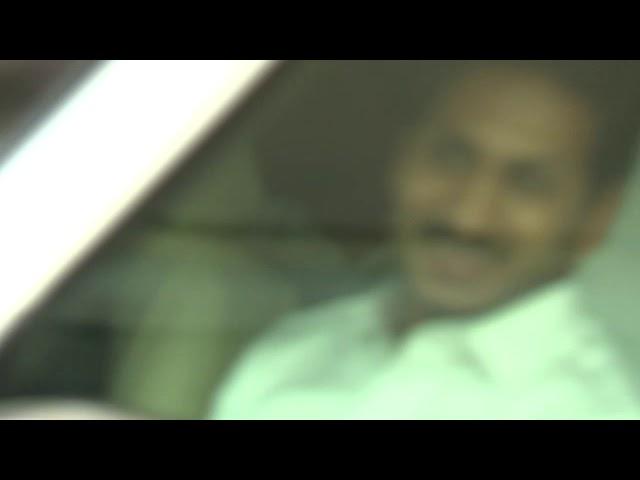 AP CM YS Jagan Convoy visuals from Tadepalli party office to Gannavaram Airport