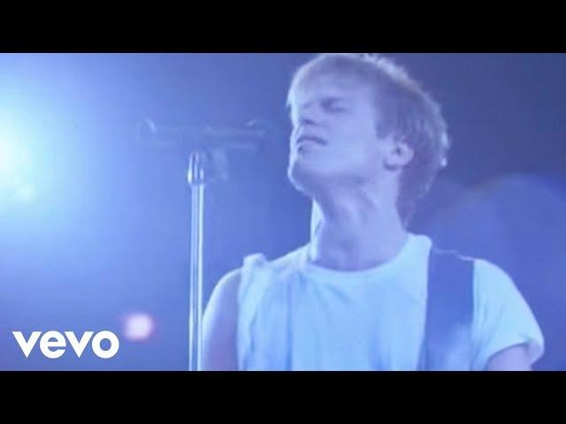 Bryan Adams - One Night Love Affair (Live)