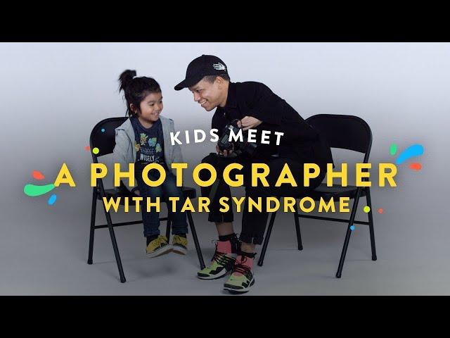 Kids Meet a Photographer with Tar Syndrome | Kids Meet | HiHo