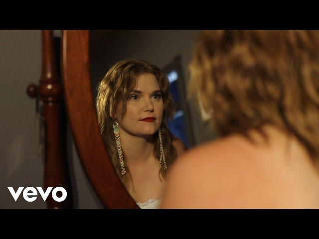 Lauren Rose Thayer - Hello My Name Is (Official Video)