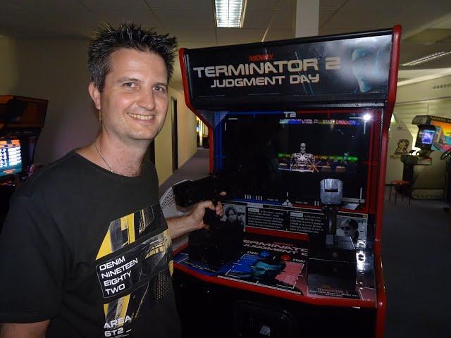 My VERY first time playing on the Terminator 2 Arcade Game cabinet!