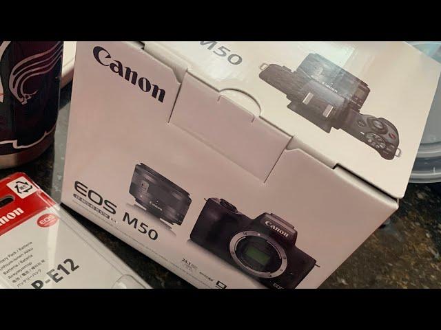 Unboxing our new canon M50!