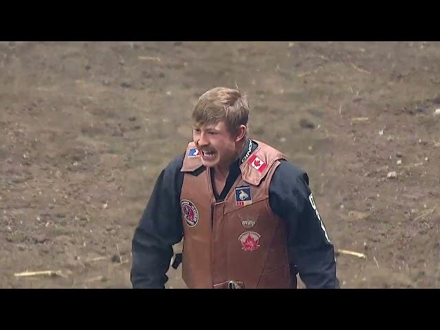 Jake Gardner rides Lil Hooch for 87 points (PBR)