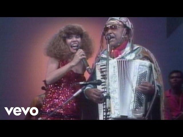 Luiz Gonzaga - Sanfoninha Choradeira ft. Elba Ramalho