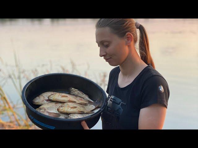 ФІДЕР. ВИШЕНЬКИ. ДНІПРО. Ловля карася та леща. МІНІМУМ речей МАКСИМУМ риби. Дивись до кінця.