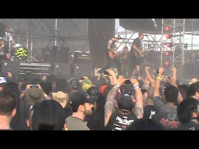 Hell and heaven 2013 - Suicidal Tendencies -  Institutionalized