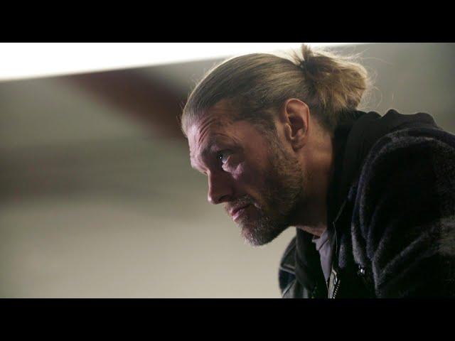 Edge reflects on his WWE return, featuring “Walk” by Foo Fighters