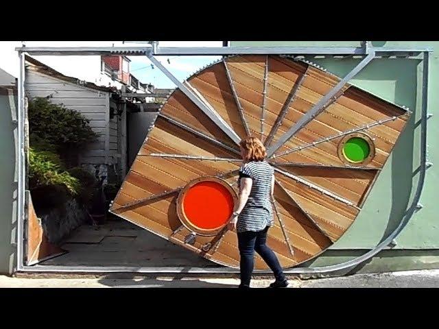 UNUSUAL DOORS THAT ARE REALLY COOL