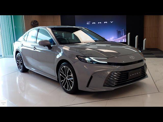 2025 Toyota Camry 2.5 HYBRID / In-Depth Walkaround Exterior & Interior