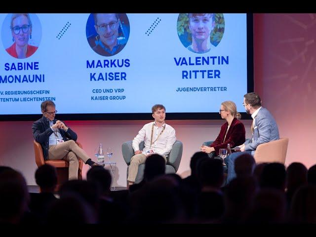 Markus Kaiser, Sabine Monauni und Valentin Ritter am Wirtschaftswunder Vaduz, 8. 11. 2023