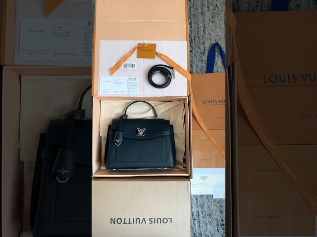 LV Lockme Ever MM Black M51395 #lv #lvlover #lvaddict #lvbag #luxurybag #fashionbags #viralshorts