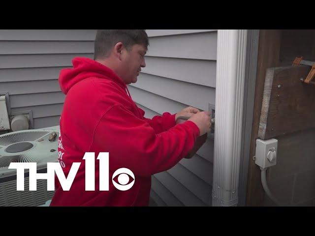 Expert offers tips on how to prepare homes and pipes for cold weather