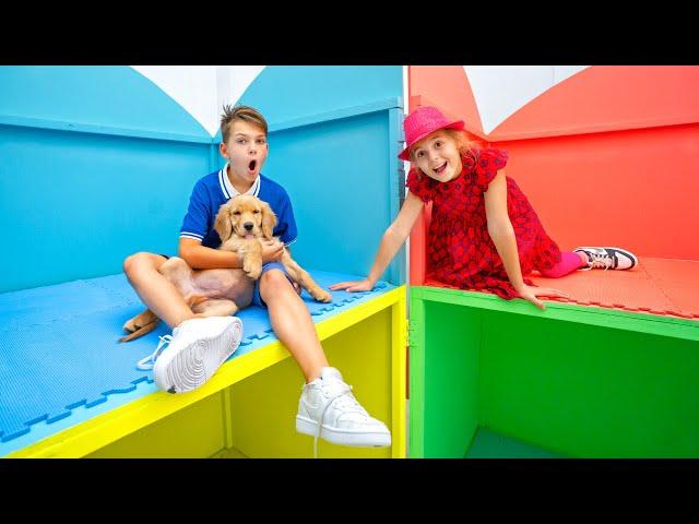 Five Kids Four Colors Playhouse Challenge + more Children's videos