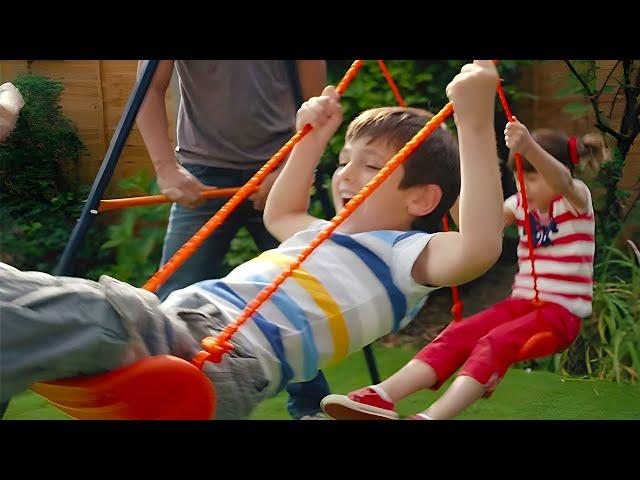 TWIN SWINGS! | TOPSY & TIM | WildBrain Kids