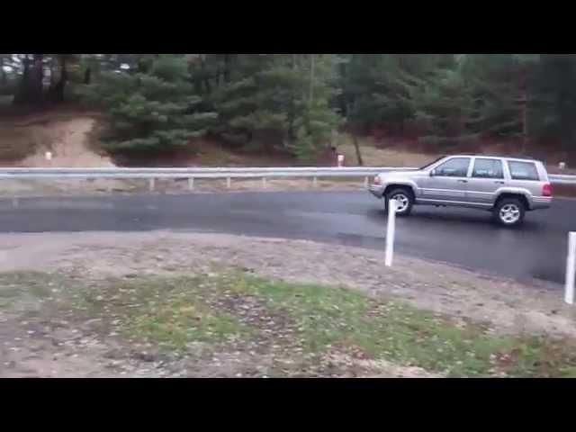 Jeep Grand Cherokee 5,9 LX  Niner Magnaflow Sound