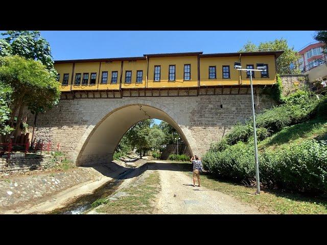Уникальный мост Турции стоит в Бурсе. Мост Ирганди Базар - место торговли на Великом шёлковом пути.