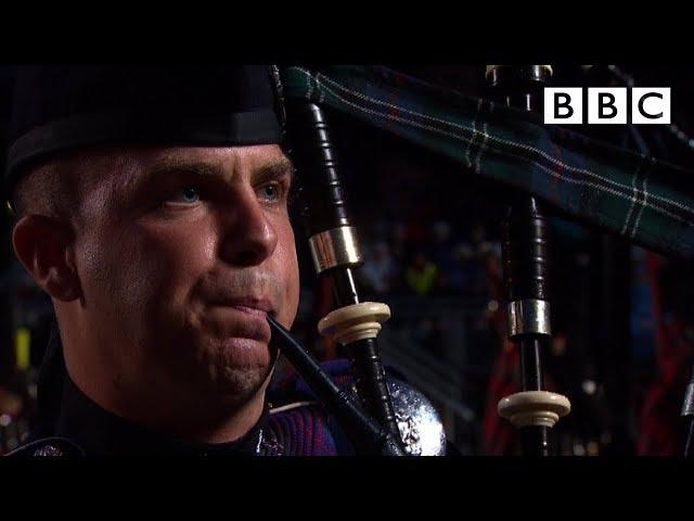 The Massed Pipes and Drums | Edinburgh Military Tattoo - BBC