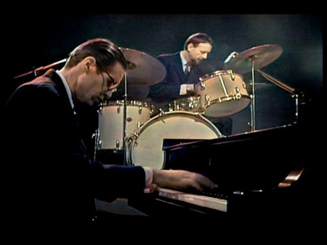 Bill Evans Trio, BBC studio, London, March 19th, 1965 (colorized)