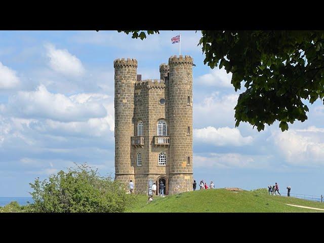 Circular Walk around Broadway Tower and Charming Cotswold village of Broadway.