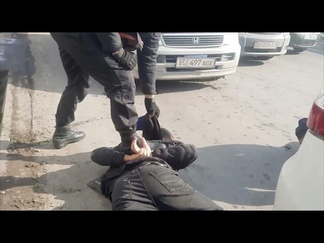 В Джалал-Абаде задержана группа лиц,подозреваемых в разбойном нападении и в совершении мошенничества