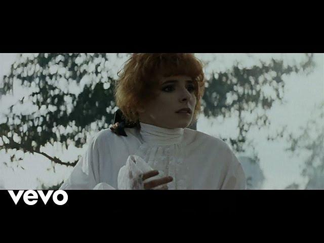 Mylène Farmer - Pourvu Qu'Elles Soient Douces