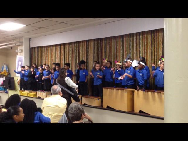 CCS kindergarten and 1st graders perform "Welcome Bien Venito"