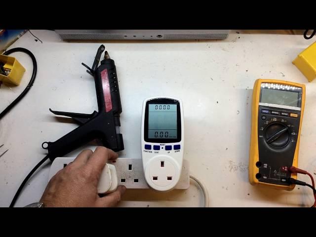 Plug-in Energy Monitor Power Meter