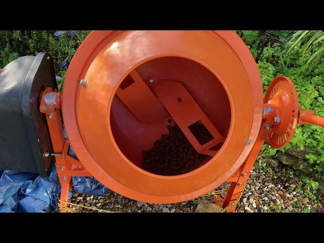 T-mech cement mixer 70 litre