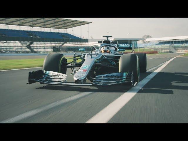 2019 Mercedes F1 Car in Action: W10 Takes to the Track!