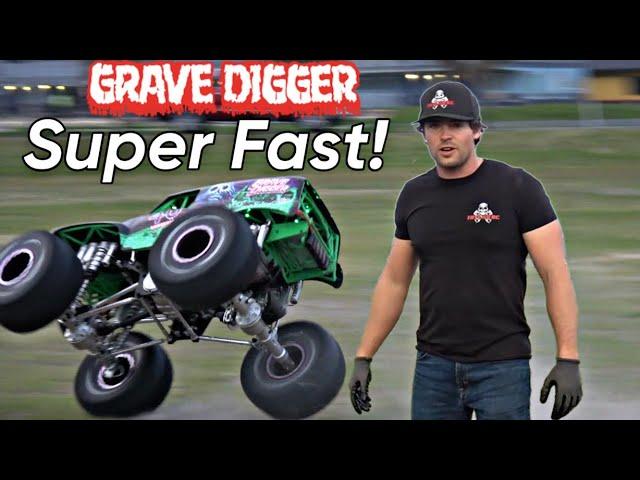 World’s Biggest Fast RC Car! Primal Gravedigger!