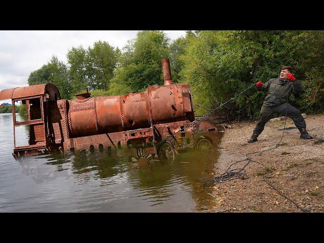 Found Parts Of Train Underwater During Magnet Fishing!