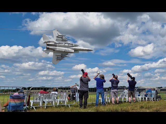 SPECTACULAR DISPLAY F-15QA at RIAT Arishow!