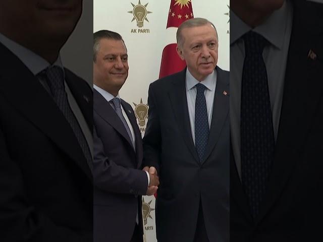 Tarihi görüşme: Erdoğan, Özgür Özel'i nasıl karşıladı #shorts