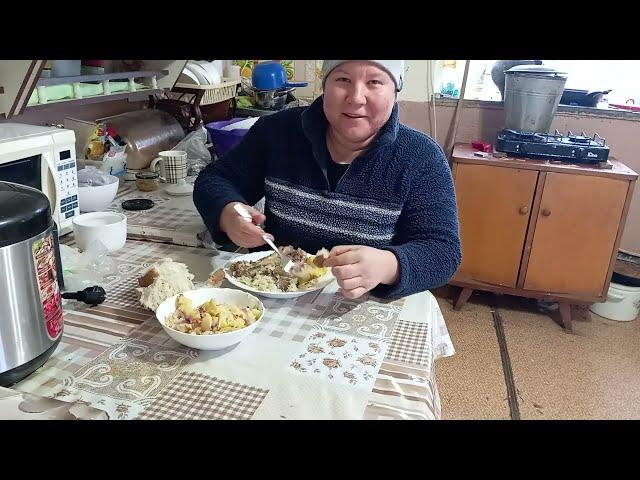 ВАШ ДОЛГОЖДАННЫЙ MUKBANG!!