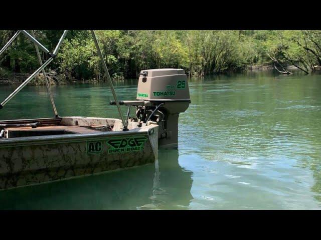 EXPLORING *SECRET* FLORIDA FRESHWATER SPRING IN MY DUCK BOAT!!!