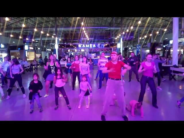 Open Air Dance at FRESH MARKET 29.04.2018