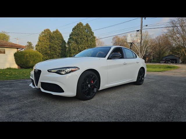 2020 Alfa Romeo Giulia Sport Review.  I'm smitten!